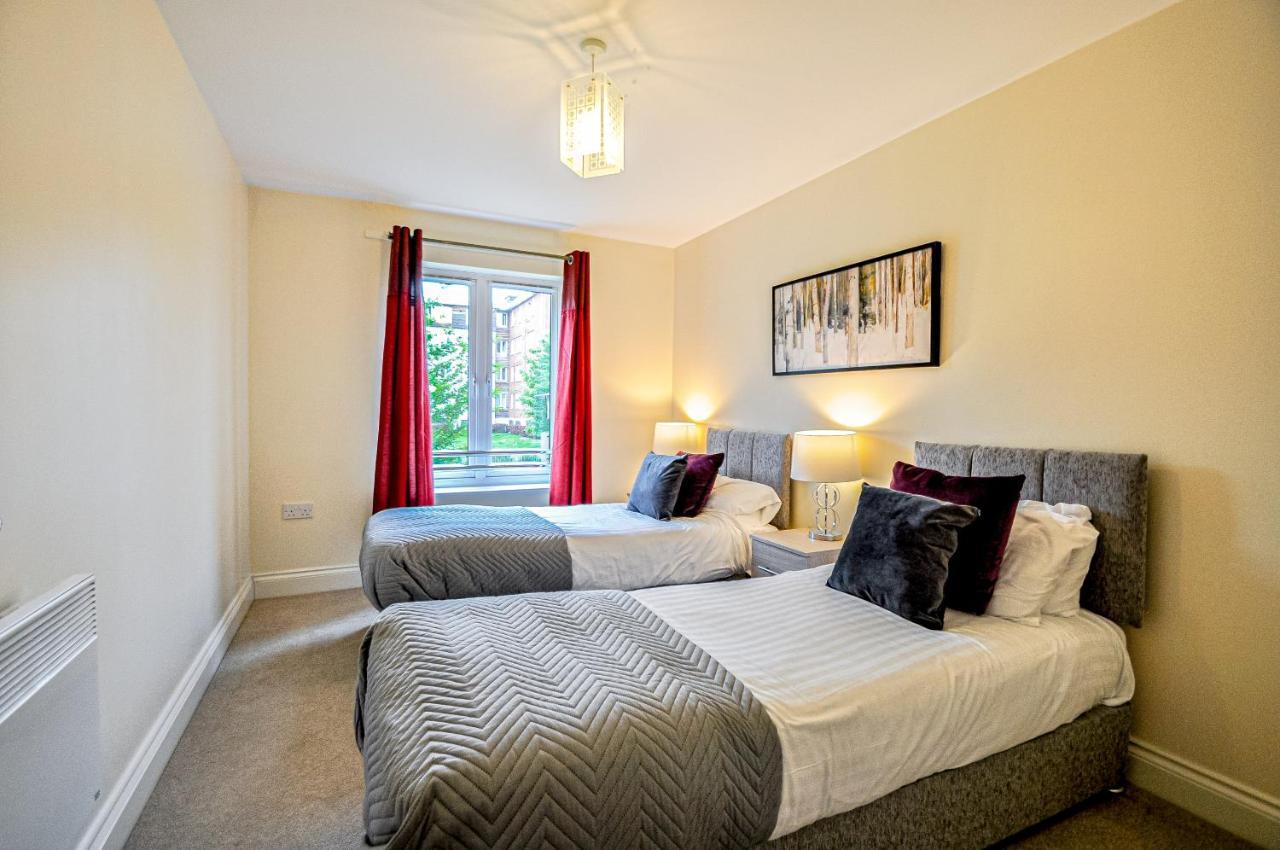Kings Quarter - Four Bed Apartment - #0202 Maidenhead Luaran gambar