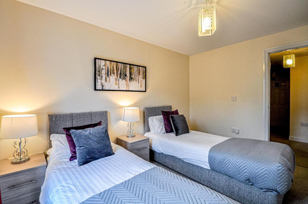 Kings Quarter - Four Bed Apartment - #0202 Maidenhead Luaran gambar