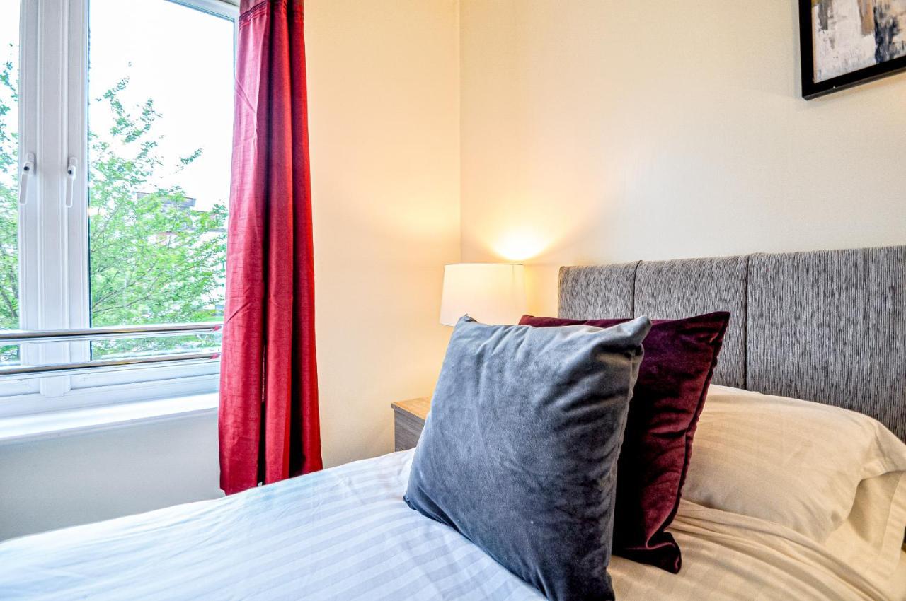 Kings Quarter - Four Bed Apartment - #0202 Maidenhead Luaran gambar