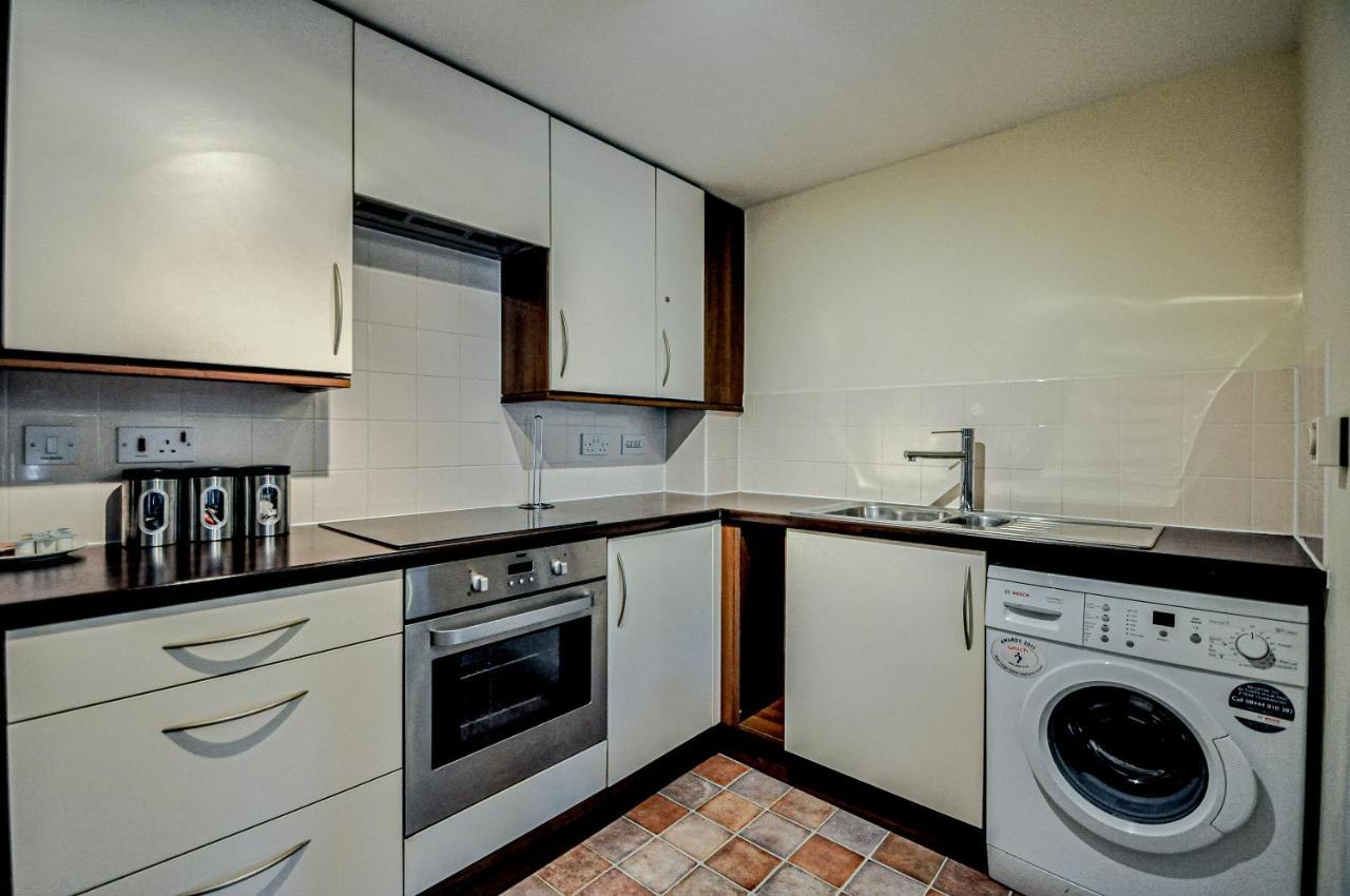 Kings Quarter - Four Bed Apartment - #0202 Maidenhead Luaran gambar