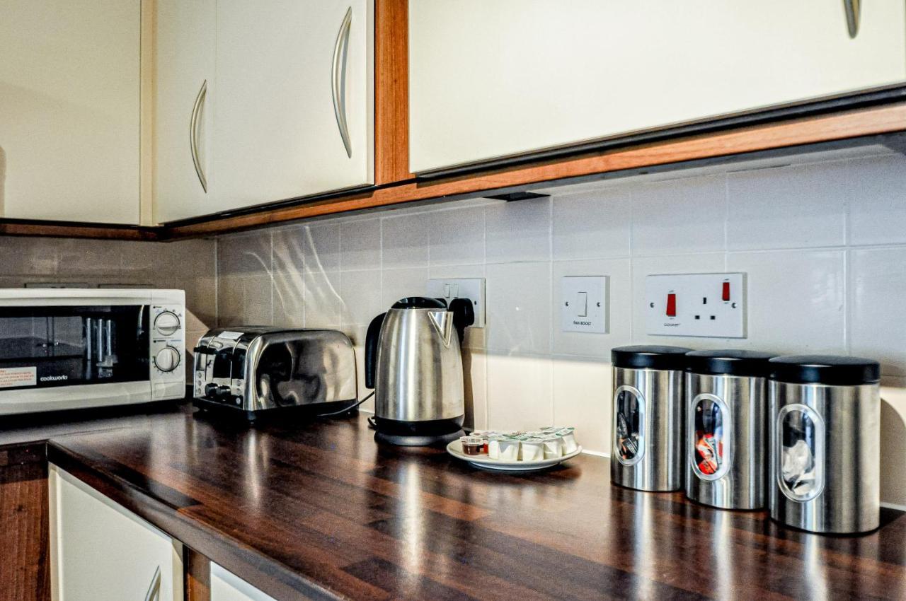 Kings Quarter - Four Bed Apartment - #0202 Maidenhead Luaran gambar